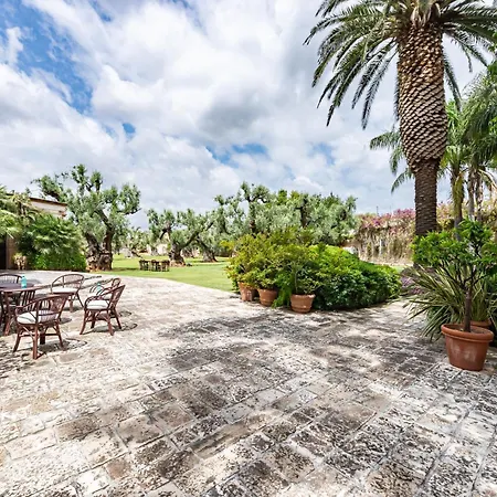 Masseria Bouganvillea By Rentbeat Villa
